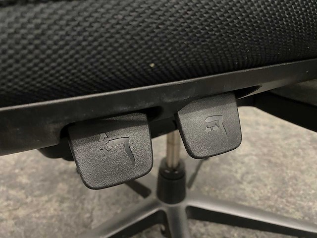 Haworth fern - ergonomische bureaustoel zwart - afbeelding 2 van  14