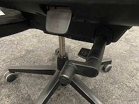 Haworth fern - ergonomische bureaustoel zwart - afbeelding 3 van  14