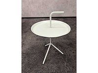 Hay - bijzettafel met taupe kunstlederen bank - afbeelding 2 van  12