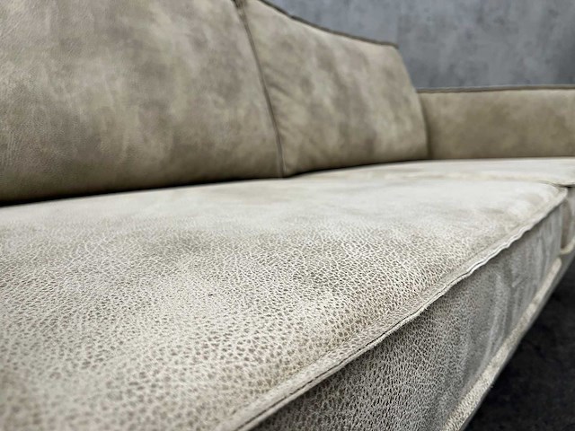 Hay - bijzettafel met taupe kunstlederen bank - afbeelding 7 van  12