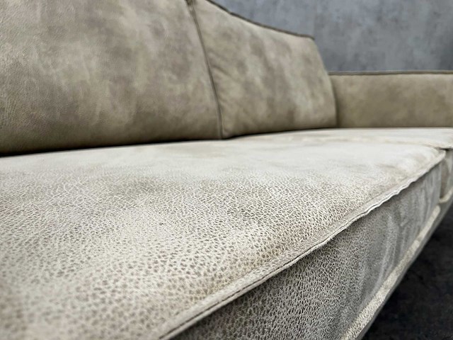 Hay - bijzettafel met taupe kunstlederen bank - afbeelding 8 van  12