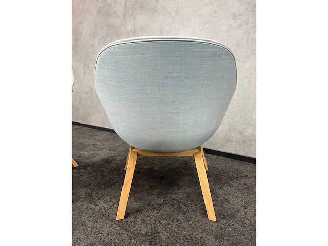 Hay - design fauteuil met bijzettafel - afbeelding 4 van  11