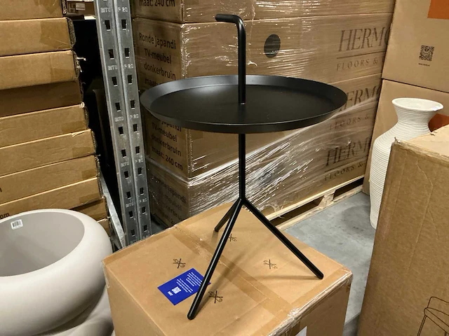 Hay bijzettafel dlm black ø38xh44/58 cm - afbeelding 1 van  4