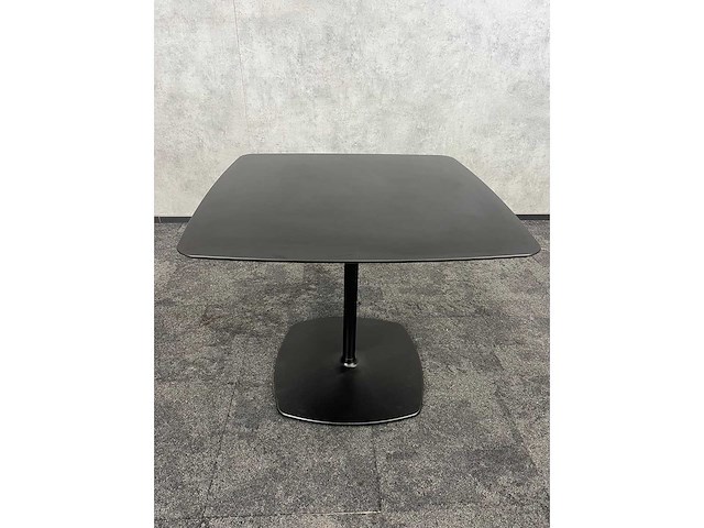 Hay/ pedrali - 8p kantine opstelling 89x89 - afbeelding 6 van  10