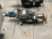 Hayward self priming super pump gebruikte zwembadpomp - afbeelding 1 van  1