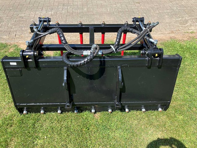 Hb mestvork met hydraulische bovenklem - afbeelding 5 van  8