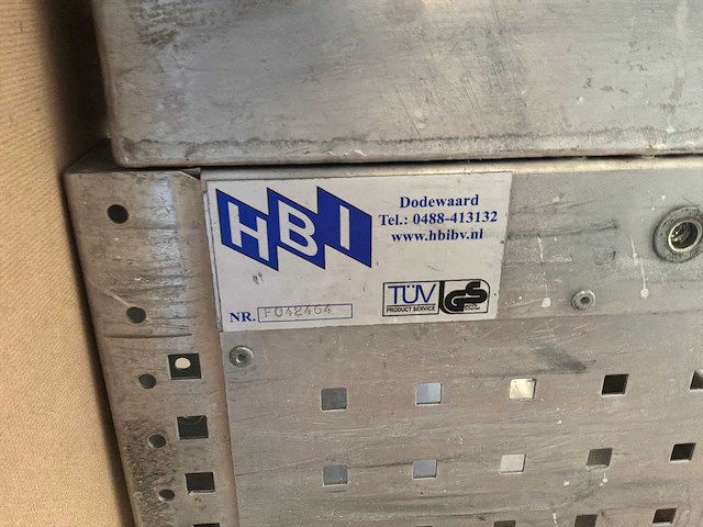 Hbi bedrijfswageninrichting - afbeelding 4 van  6