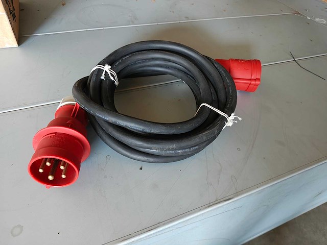 Hbm - 2025 - 32 amp - verlengkabel 380v - afbeelding 1 van  4
