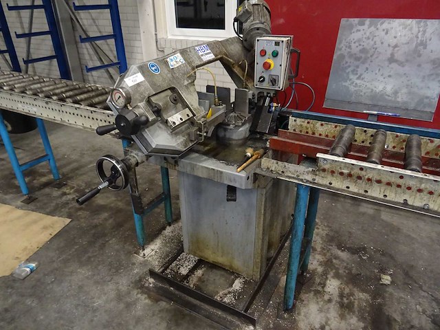 Hbm - metaallintzaagmachine - afbeelding 1 van  7