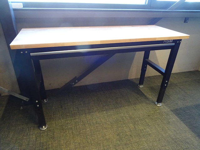 Hbm - werkbank - afbeelding 1 van  2