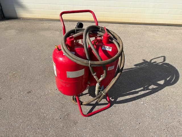Hbm 10 gallon dual sandblaster - afbeelding 1 van  12