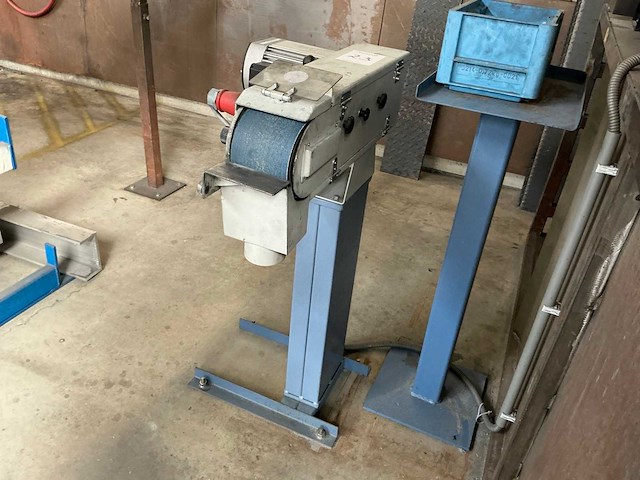 Hbm 100x1220 bandschuurmachine - afbeelding 4 van  6