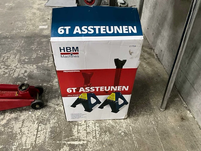 Hbm 6 ton assteun (2x) - afbeelding 1 van  3