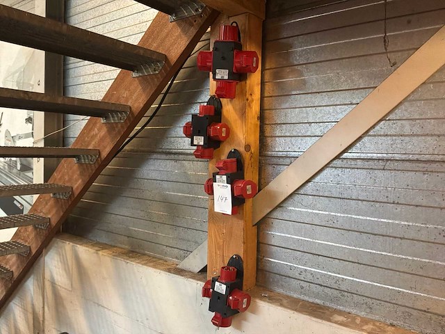 Hbm 615/3*415 krachtstroom verdeelblok (4x) - afbeelding 2 van  3