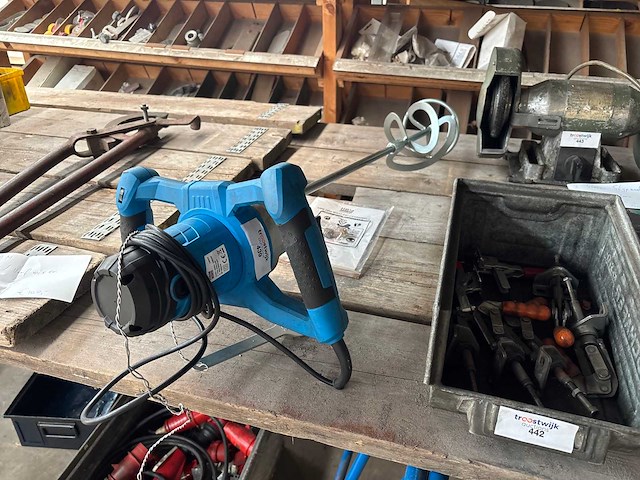 Hbm betonmixer - afbeelding 1 van  2