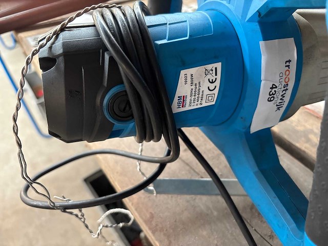 Hbm betonmixer - afbeelding 2 van  2