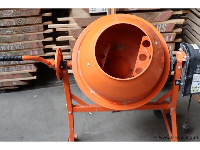 Hbm betonmolen 9855 - afbeelding 2 van  9
