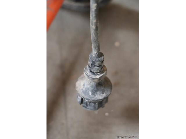 Hbm betonmolen 9855 - afbeelding 8 van  9