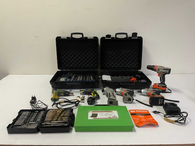 Hbm, daewoo, fieldman, proxxon accugereedschap met koffers en toebehoren - afbeelding 9 van  16