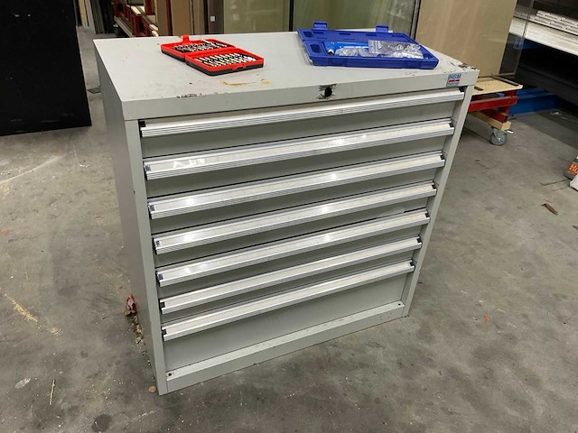 Hbm gereedschapskast - afbeelding 1 van  15