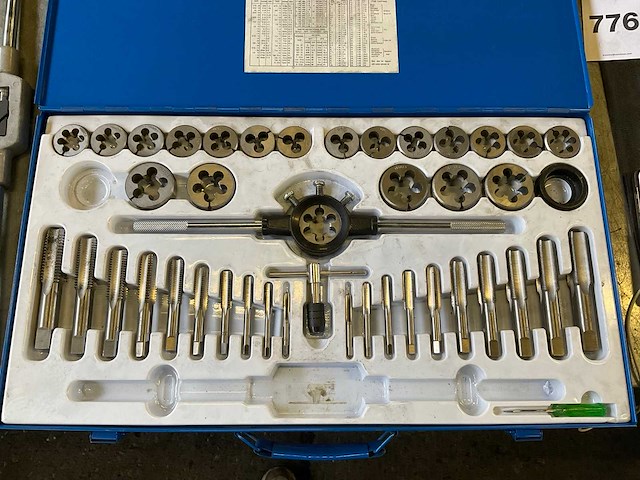 Hbm metrische tap en snijset - afbeelding 1 van  7