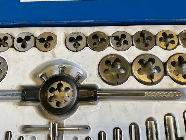 Hbm metrische tap en snijset - afbeelding 5 van  7