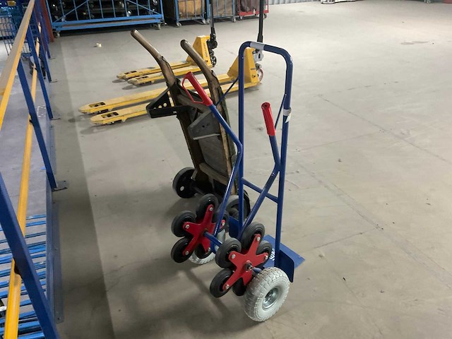Hbm trapenloper steekwagen - afbeelding 3 van  6