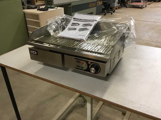 Hcb eg-818-3 sku:1322 grill- en bakplaat - afbeelding 1 van  5