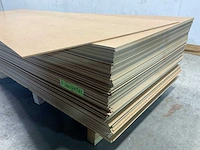 Hdf plaat homadur 3050x895 mm 5 mm (100x) - afbeelding 4 van  6