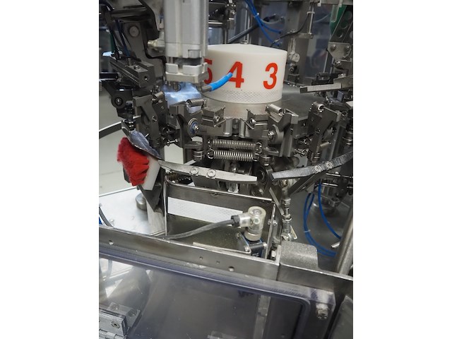 Hdg verpackungsmaschinen gmbh - afbeelding 28 van  47