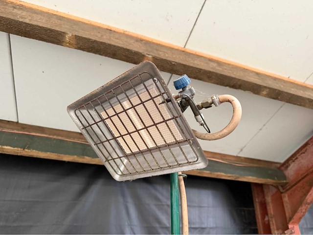 Heater - afbeelding 1 van  4