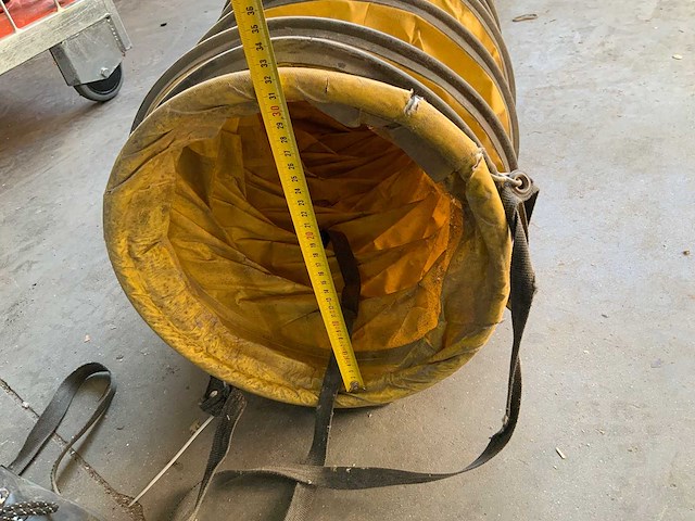 Heating supply tent - afbeelding 3 van  4