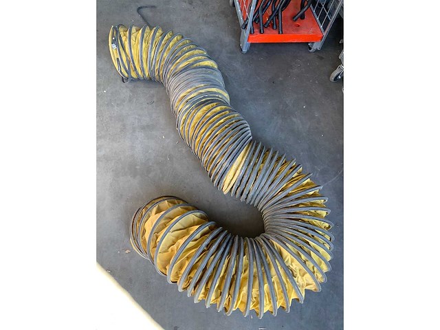 Heating supply tent - afbeelding 4 van  4