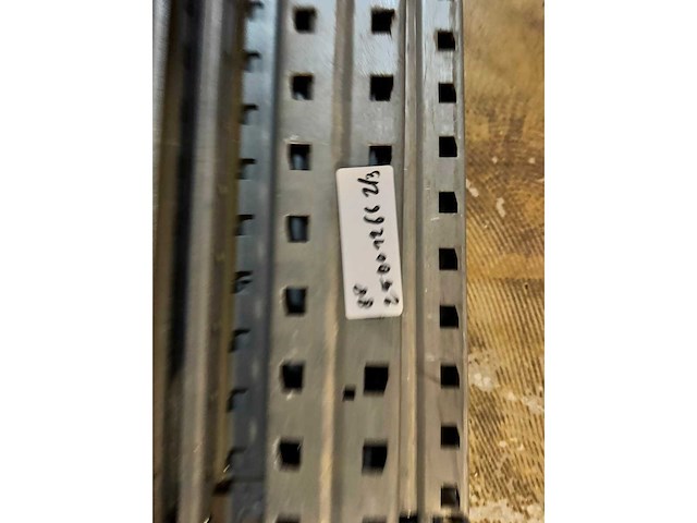 Heavy-duty shelving - afbeelding 4 van  8