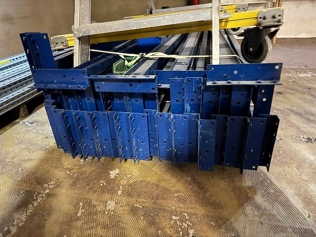 Heavy-duty shelving - afbeelding 7 van  8