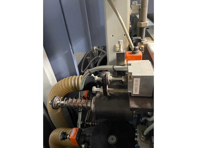Hebrock - 2012 - akv 3006 dk-f - kantaanlijmmachine - afbeelding 2 van  25