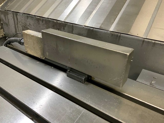 Hedelius - 2003 - c60-2000 - verticaal cnc bewerkingscentrum - afbeelding 32 van  33