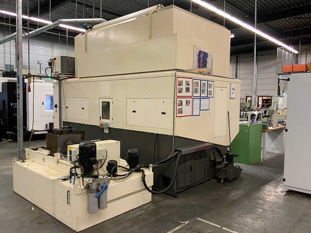 Hedelius - 2003 - c60-2000 - verticaal cnc bewerkingscentrum - afbeelding 18 van  33