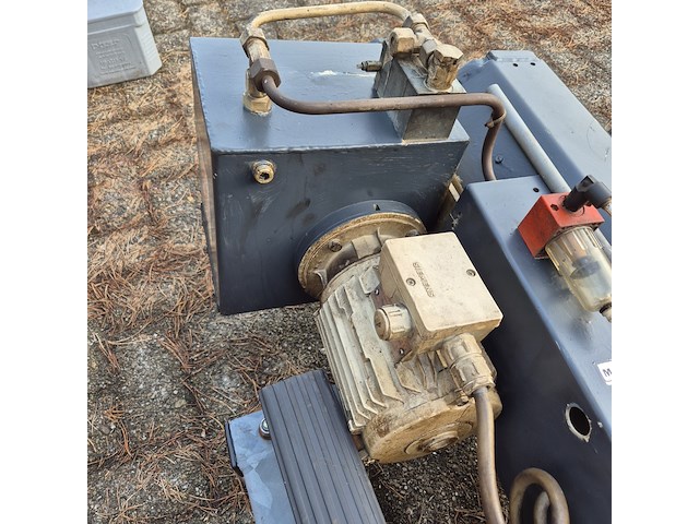 Hefbrug 4-koloms, koni, ko4040 / 3612, 1988 - afbeelding 8 van  18