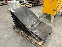Hefbrug oprijplaten (4x) - afbeelding 1 van  6