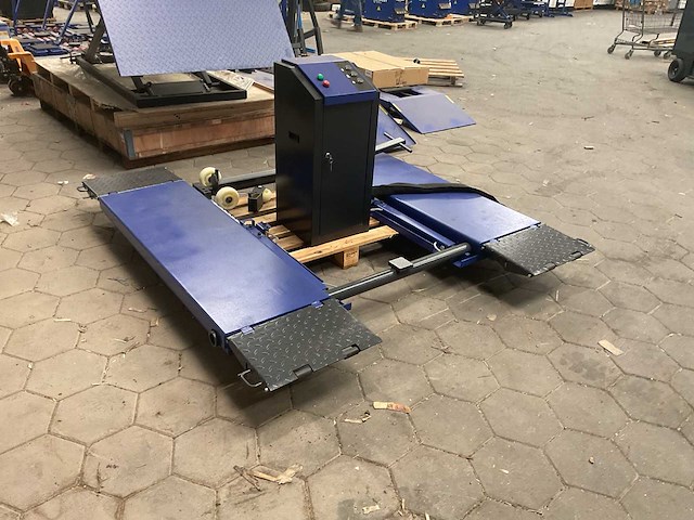 Hefbrug - afbeelding 1 van  5