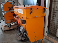Hefgedragen tapijtstrooier jongerius wintermachine b.v., tr ht, bouwjaar 2002 - afbeelding 5 van  11