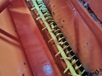 Hefgedragen tapijtstrooier jongerius wintermachine b.v., tr ht, bouwjaar 2002 - afbeelding 10 van  11