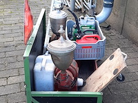 Hefgedragen transportbak met inhoud - afbeelding 4 van  11