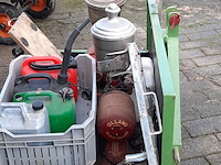 Hefgedragen transportbak met inhoud - afbeelding 8 van  11