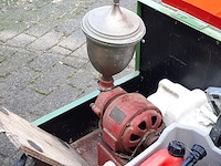 Hefgedragen transportbak met inhoud - afbeelding 11 van  11