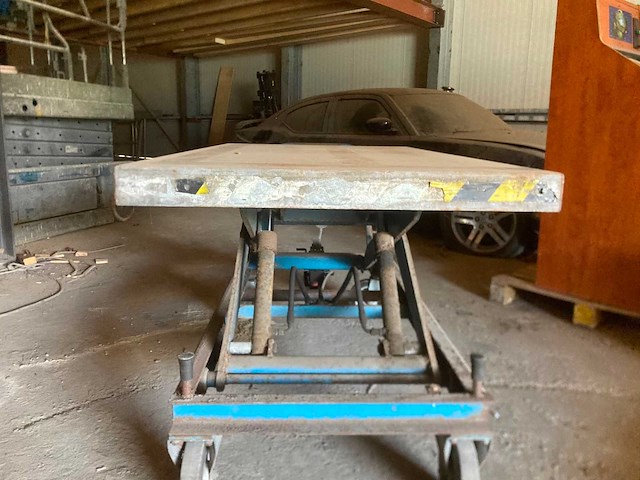 Heftafel 1000kg - afbeelding 1 van  8
