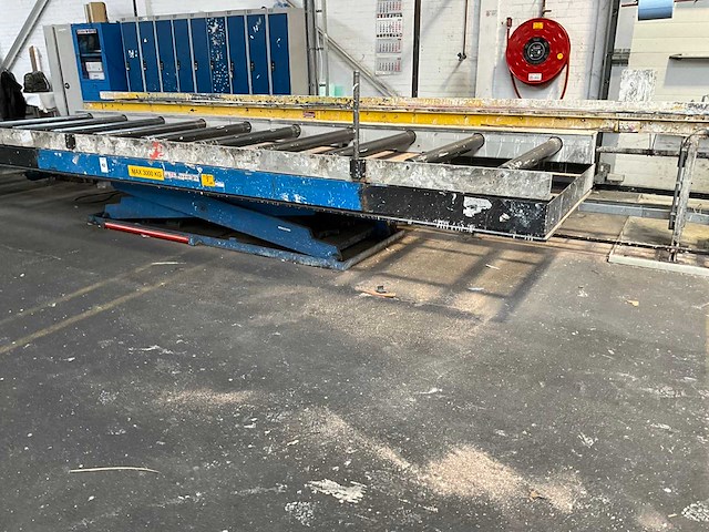 Heftafel met 2 rollenbanen - afbeelding 4 van  4