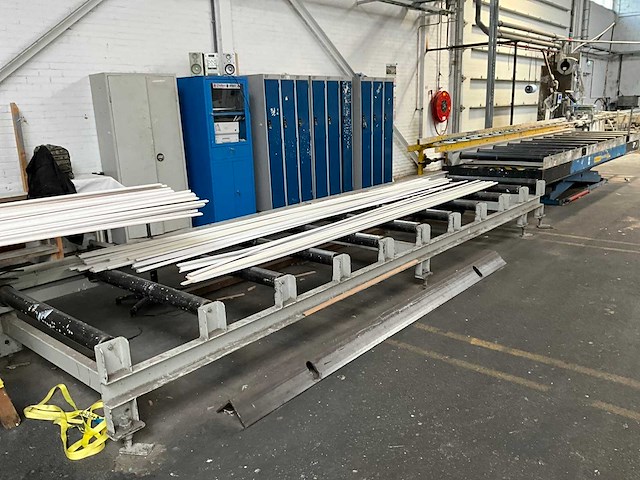Heftafel met 2 rollenbanen - afbeelding 1 van  4