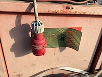 Heftruck acculaders - afbeelding 7 van  16